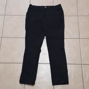 Lee Essential Chino Pants